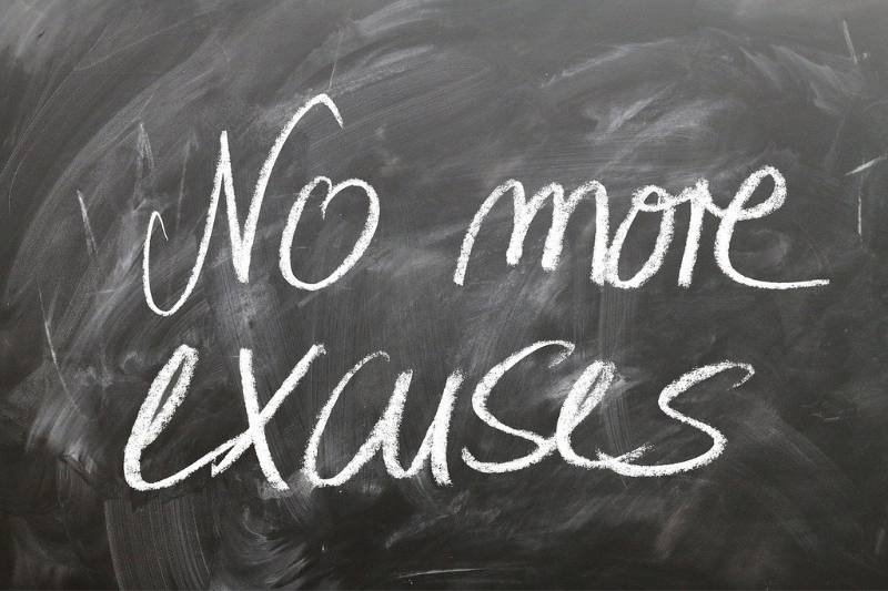 NEVER MAKE EXCUSES - A Motivational Story